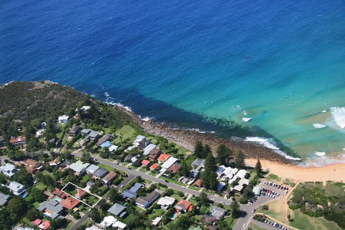 22 Harley Road, Avalon Beach Sold by Sydney Sotheby's International Realty - image 1