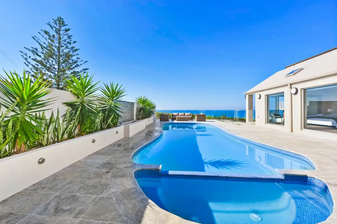 171 Ocean Street, Narrabeen Sold by Sydney Sotheby's International Realty - image 3