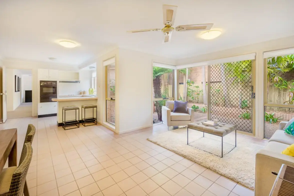 33a Banksia Street, Dee Why Sold by Sydney Sotheby's International Realty - image 3