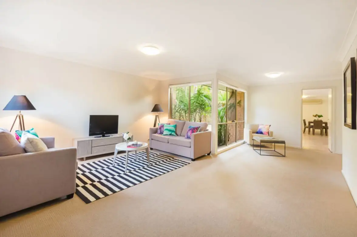 33a Banksia Street, Dee Why Sold by Sydney Sotheby's International Realty - image 2