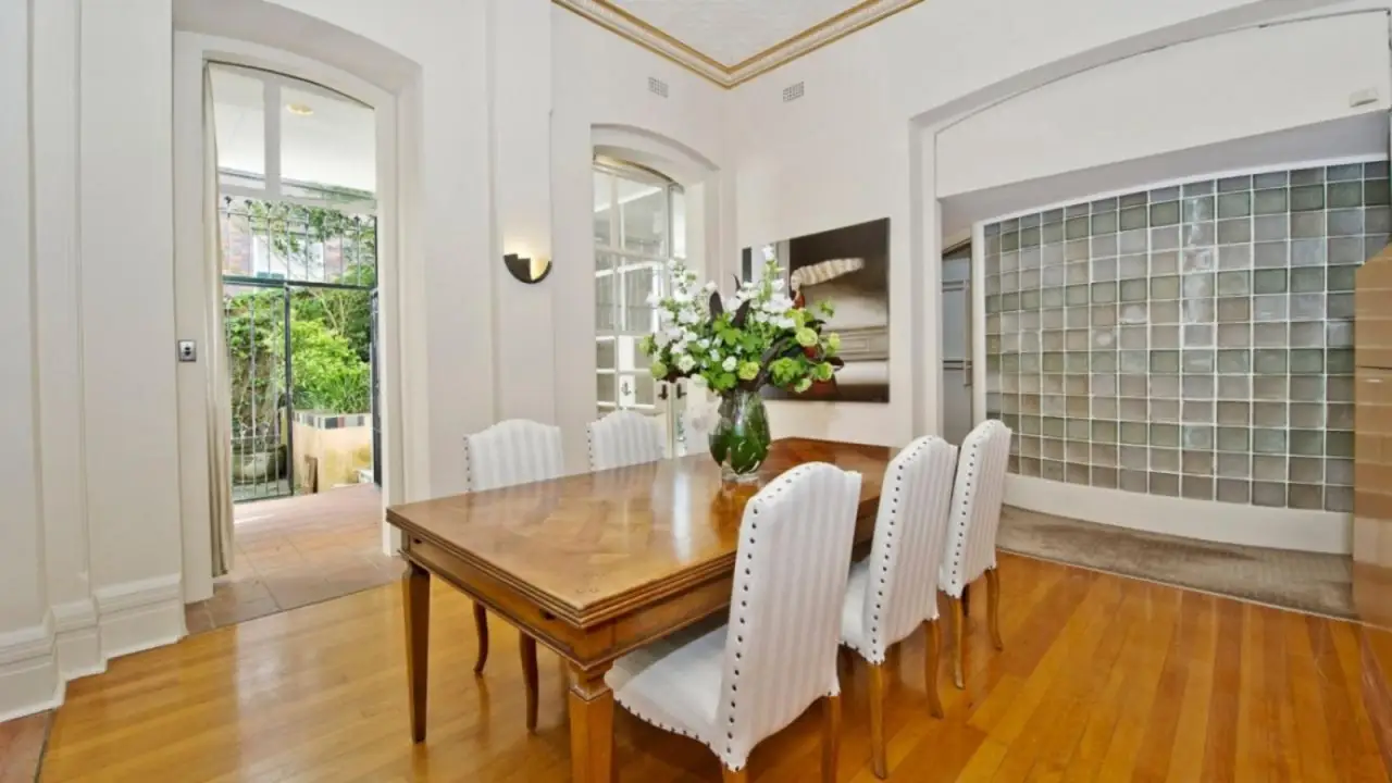 9/16-18 Wolseley Road, Point Piper Leased by Sydney Sotheby's International Realty - image 3
