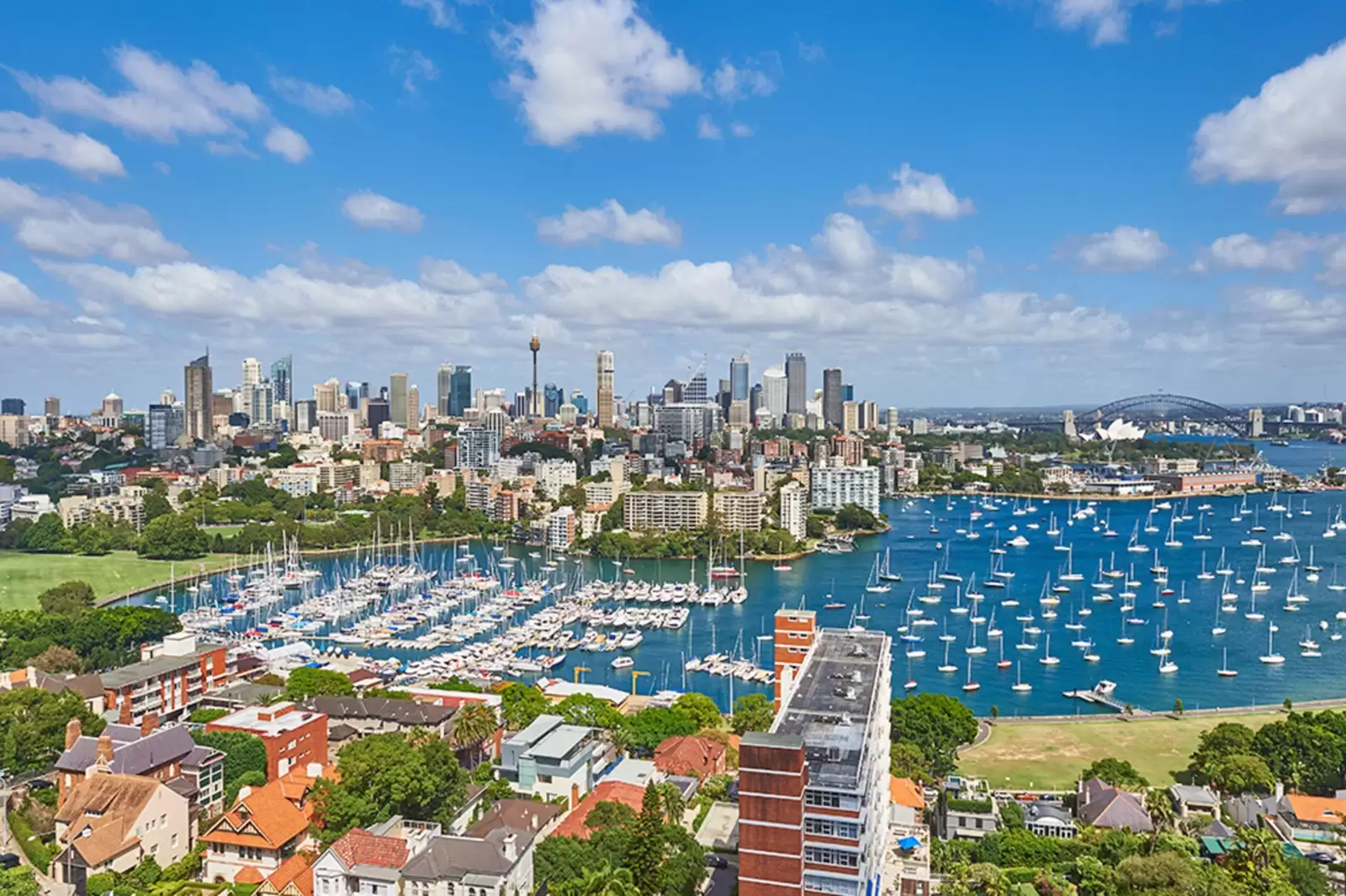 'President Towers' 17/75 Darling Point Road - 'PRESIDENT TOWERS', Darling Point Sold by Sydney Sotheby's International Realty - image 10