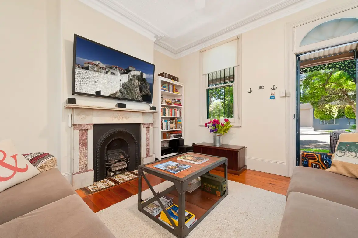 38 Day Street, Leichhardt Sold by Sydney Sotheby's International Realty - image 2