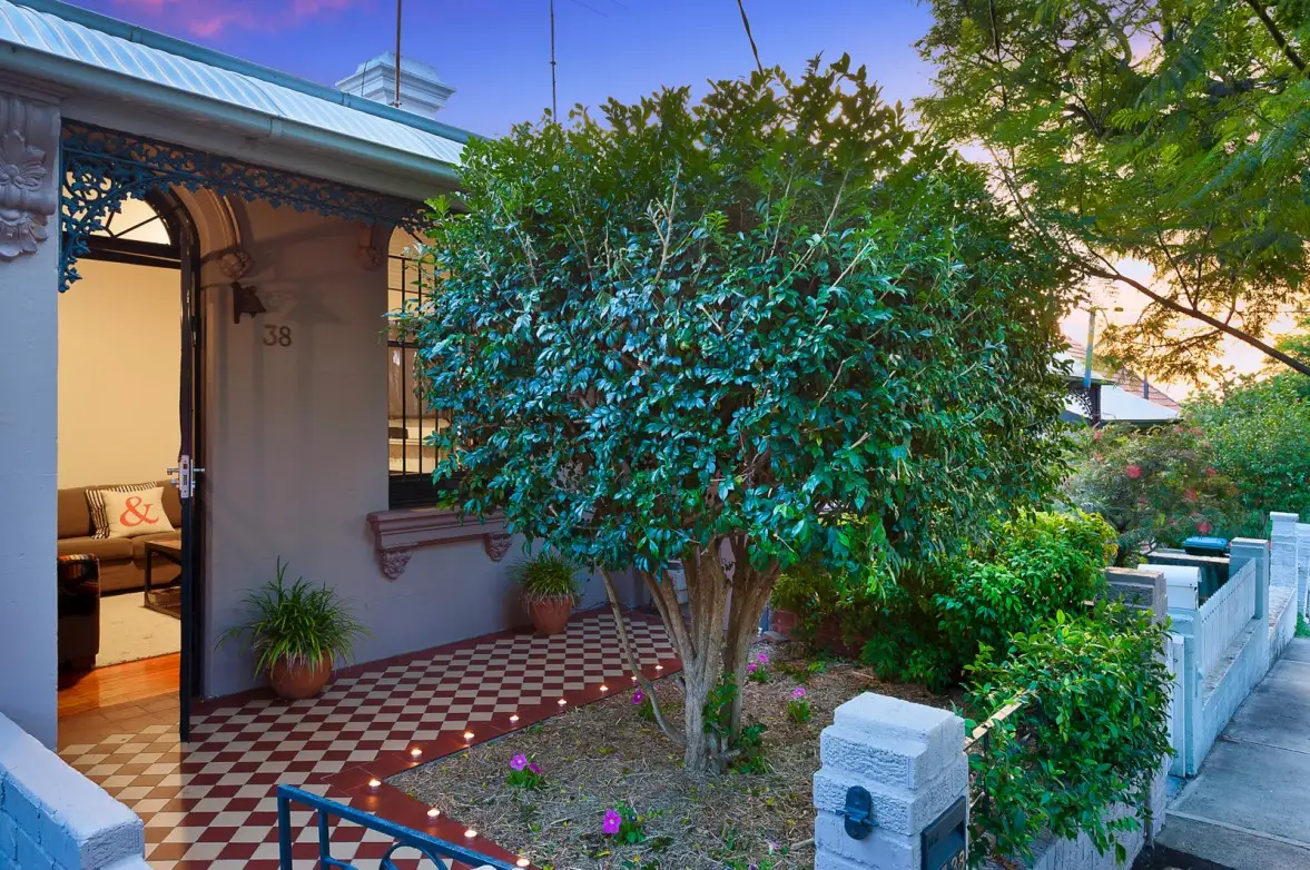 38 Day Street, Leichhardt Sold by Sydney Sotheby's International Realty - image 1