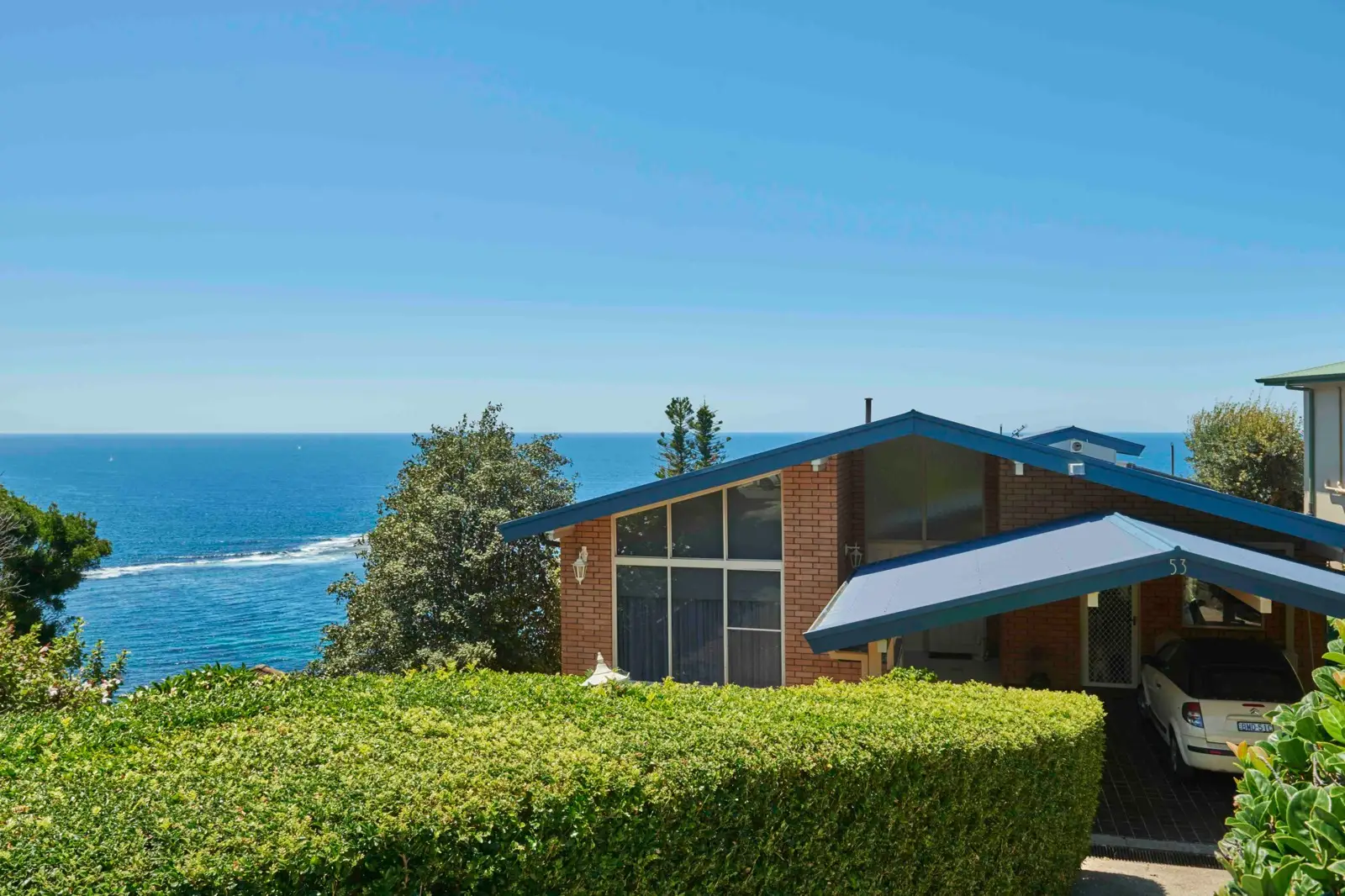 53 Bungan Head Road, Newport Sold by Sydney Sotheby's International Realty - image 2