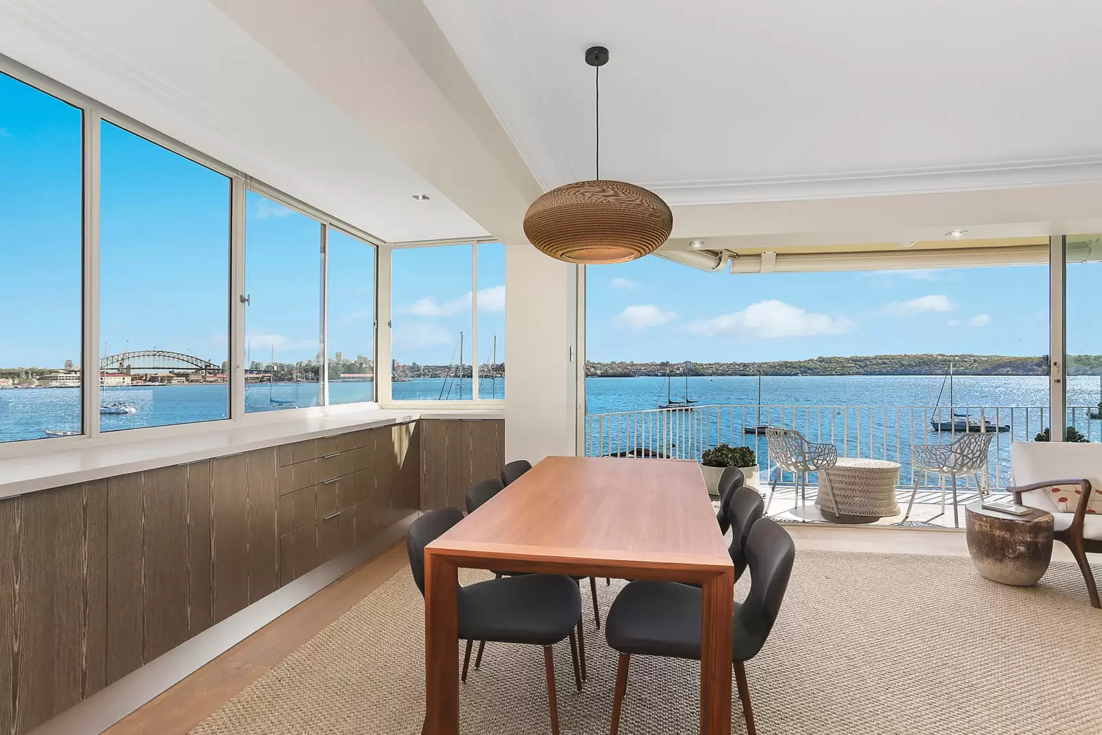 203/87-97 Yarranabbe Road, Darling Point Sold by Sydney Sotheby's International Realty - image 4
