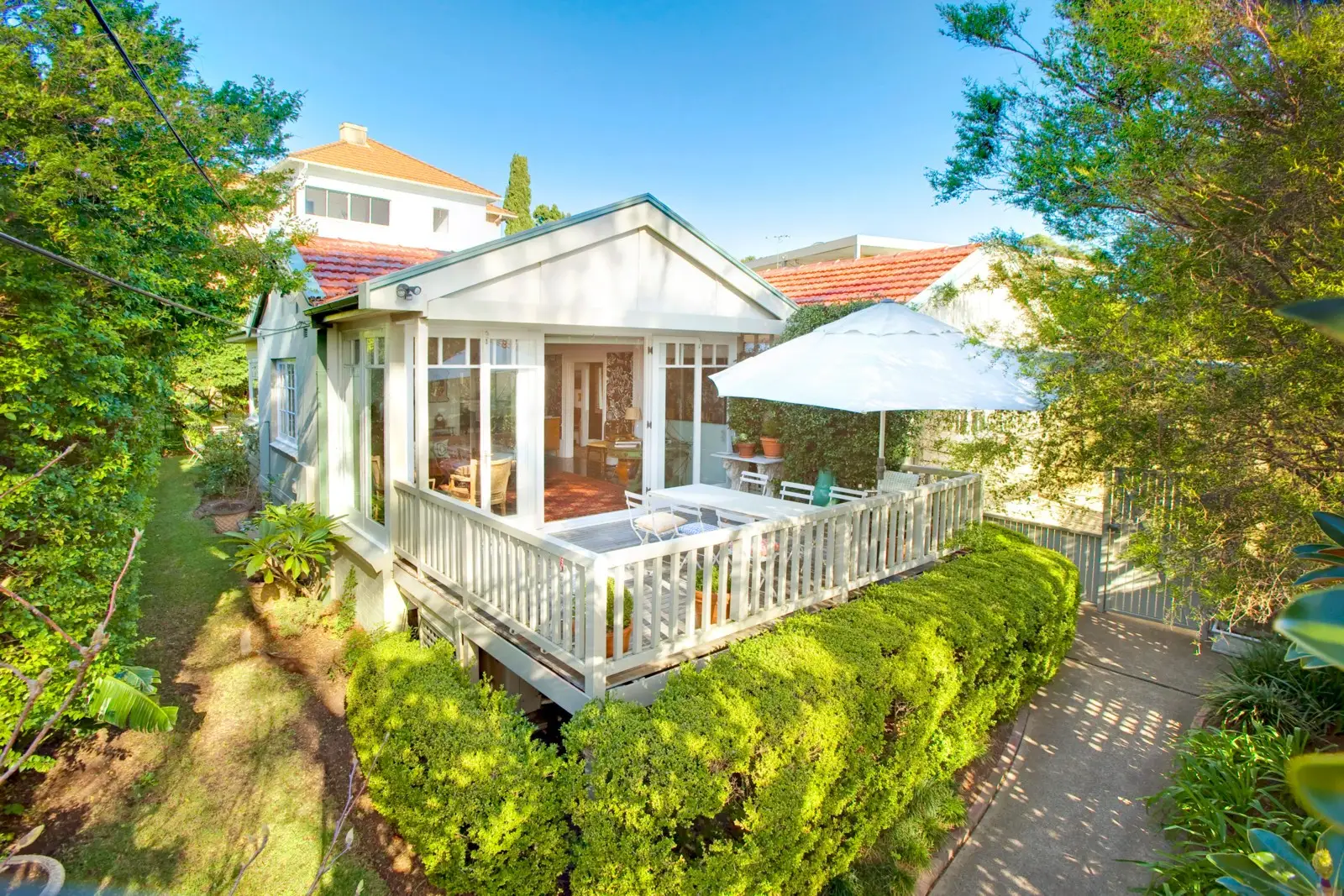 39a The Crescent, Vaucluse Sold by Sydney Sotheby's International Realty - image 1
