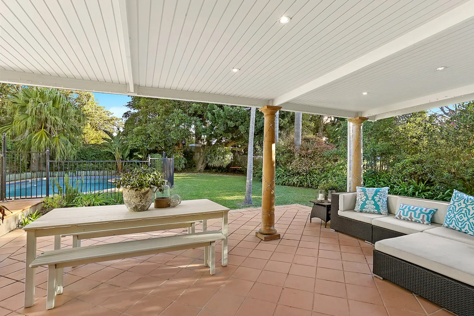2 Georges Road, Vaucluse Sold by Sydney Sotheby's International Realty - image 3