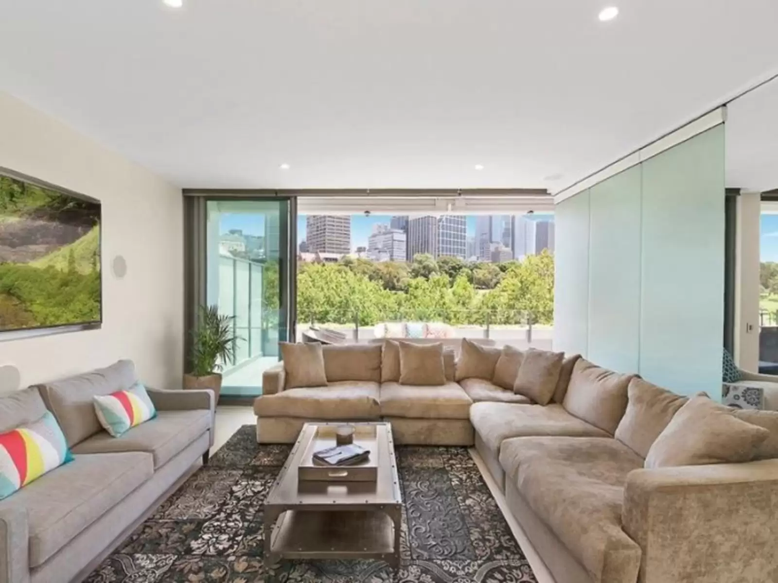 68 Sir John Young Crescent, Woolloomooloo Leased by Sydney Sotheby's International Realty - image 6