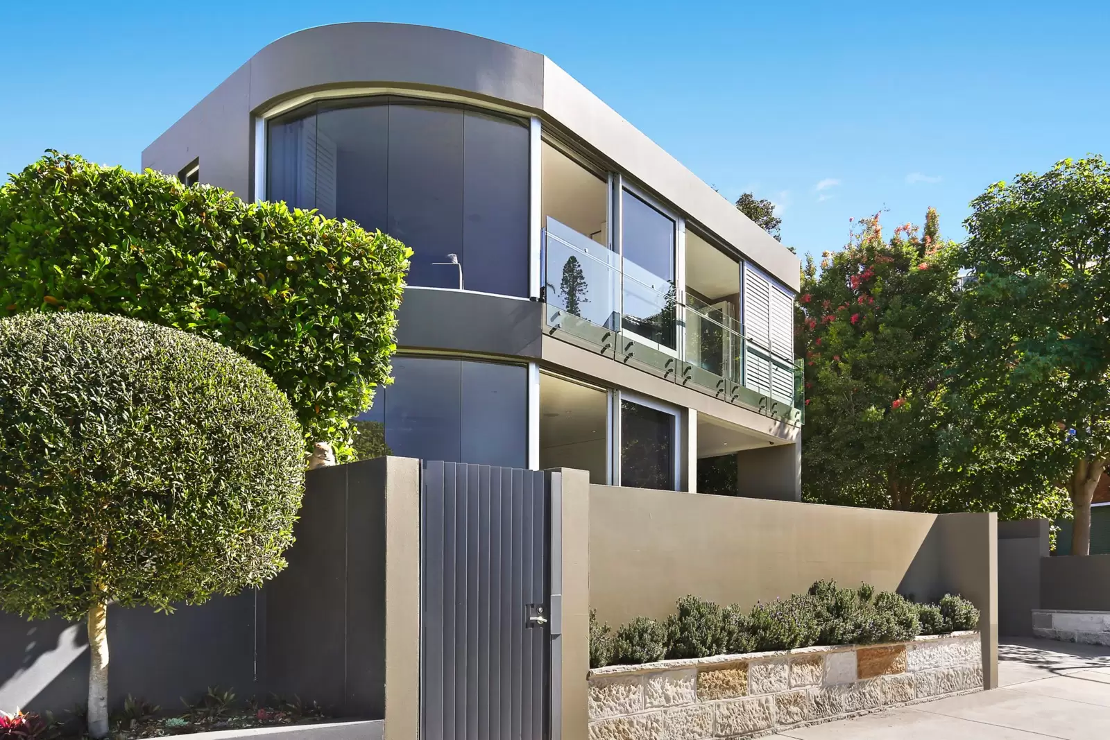 2 Marine Parade, Double Bay Sold by Sydney Sotheby's International Realty - image 13