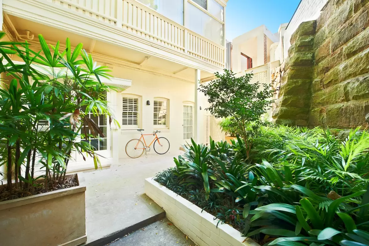 2/66 Wolseley Road, Point Piper Sold by Sydney Sotheby's International Realty - image 6