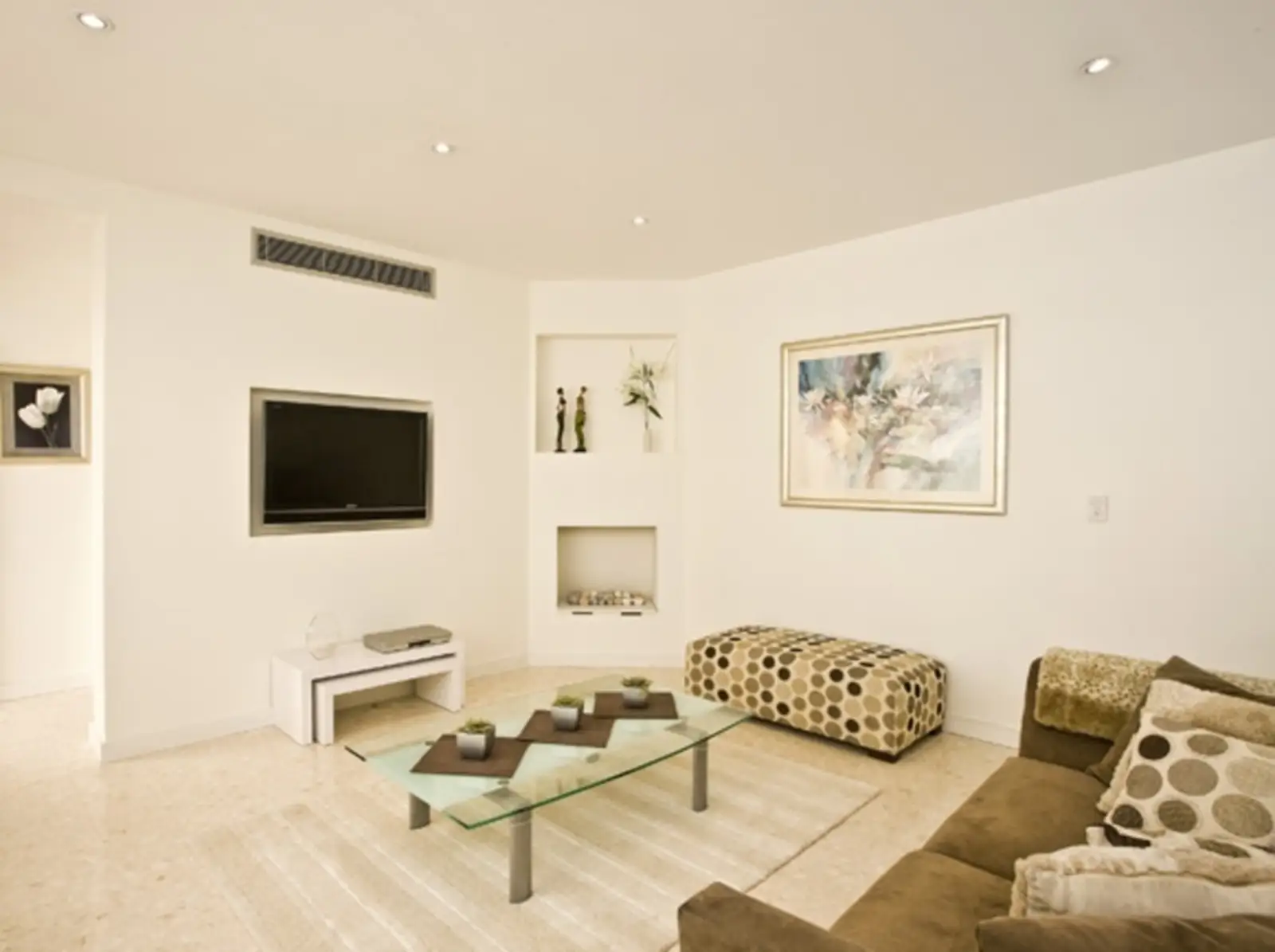 119 Young Street, Cremorne Sold by Sydney Sotheby's International Realty - image 3