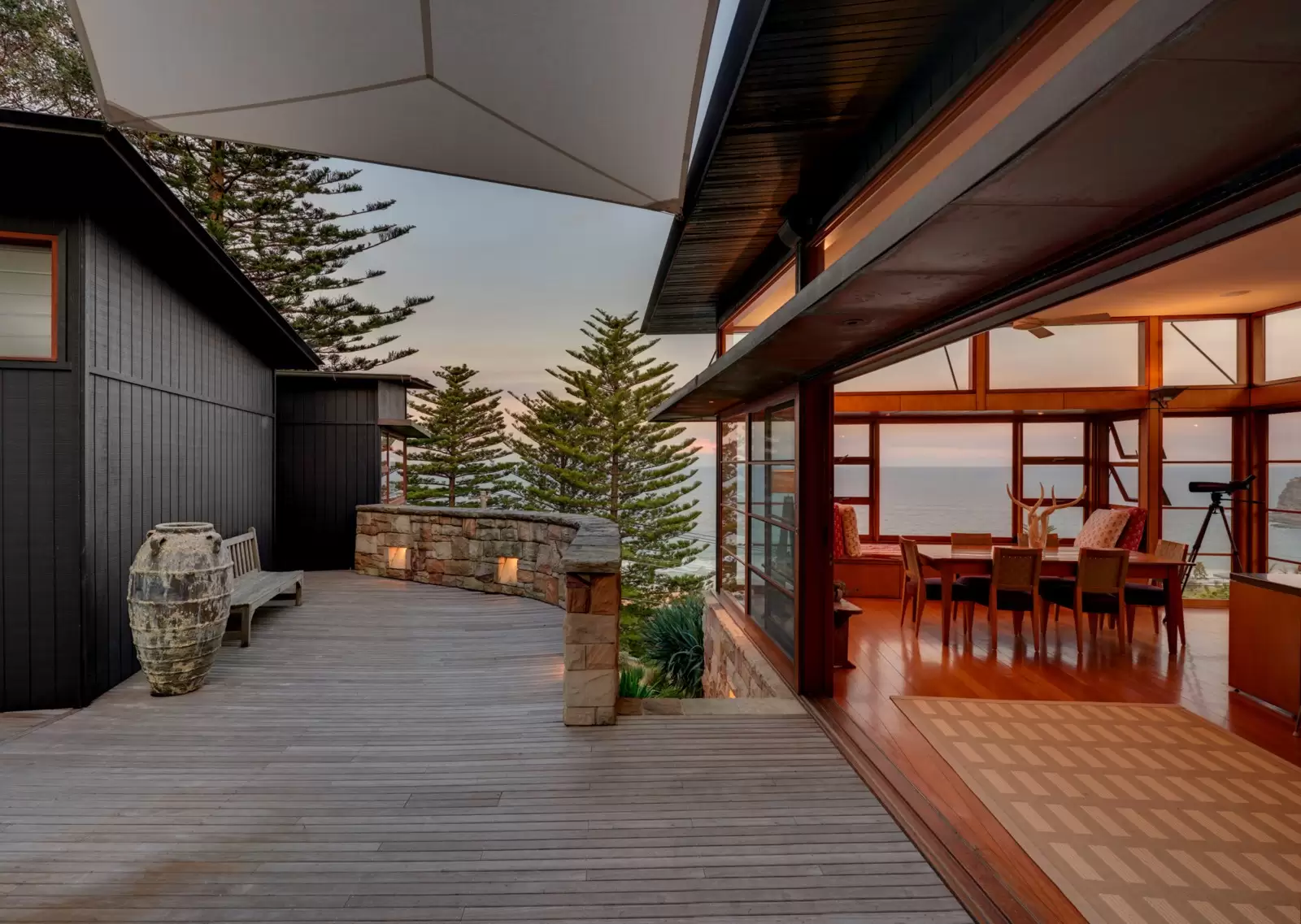 16 Karloo Parade, Newport Sold by Sydney Sotheby's International Realty - image 9