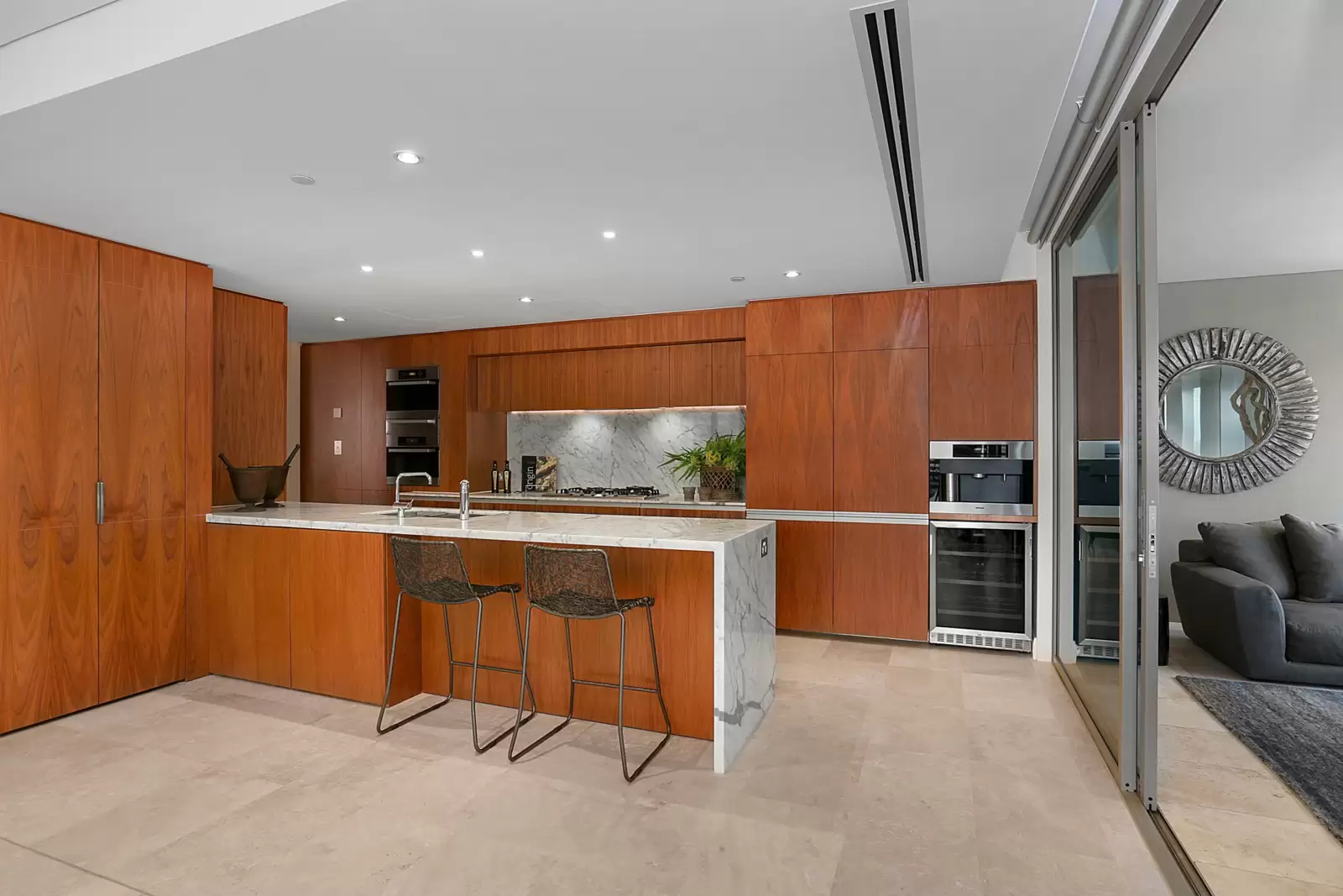 87/18 College Street, Sydney Sold by Sydney Sotheby's International Realty - image 8