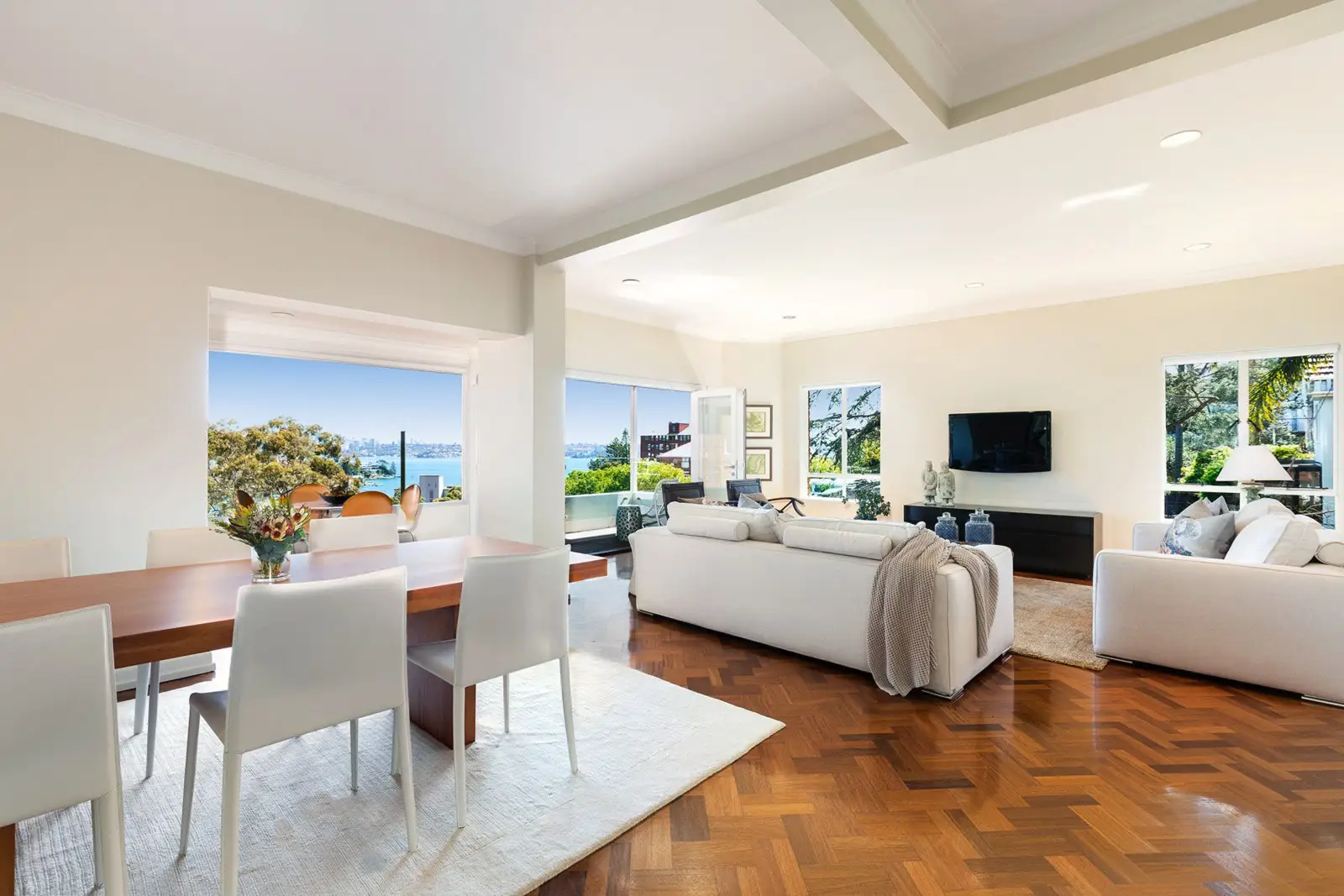 10/38a Fairfax Road, Bellevue Hill Sold by Sydney Sotheby's International Realty - image 1