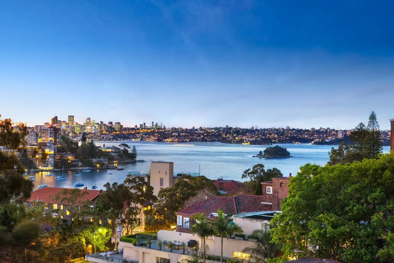 10/38a Fairfax Road, Bellevue Hill Sold by Sydney Sotheby's International Realty - image 2