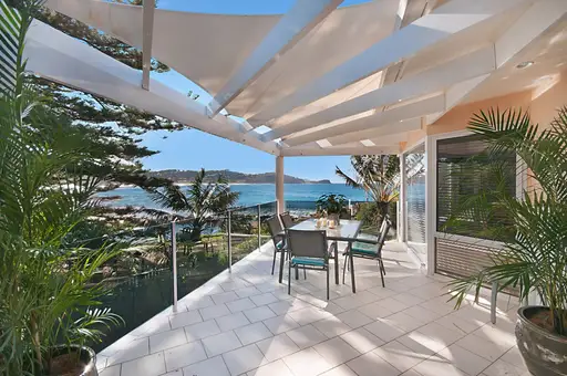2 Cliff Avenue, Avoca Beach Sold by Sydney Sotheby's International Realty