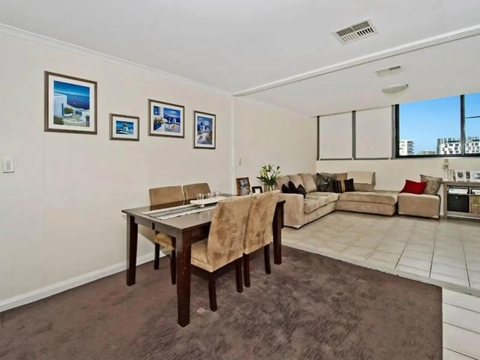 110/11a Lachlan Street, Waterloo Leased by Sydney Sotheby's International Realty - image 2