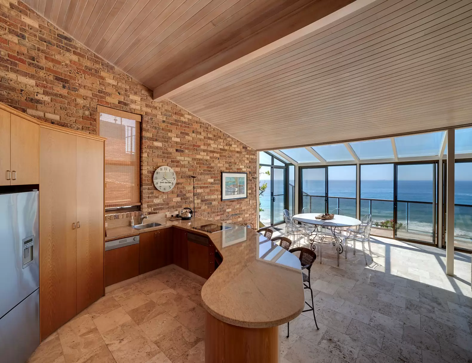 241 & 241a Whale Beach Road, Whale Beach Sold by Sydney Sotheby's International Realty - image 4