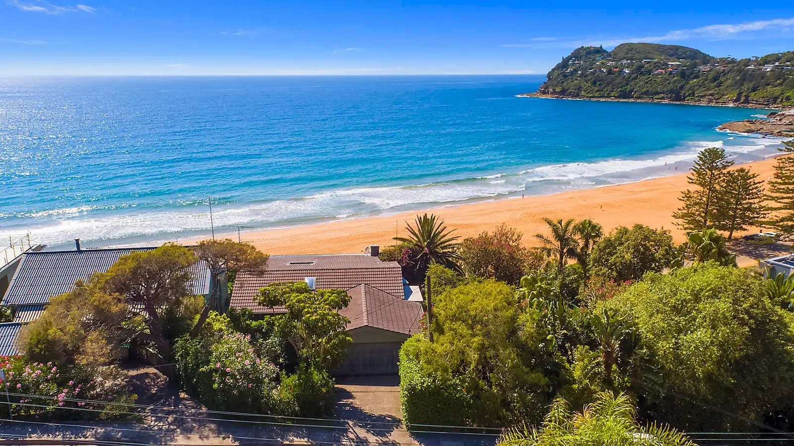241 & 241a Whale Beach Road, Whale Beach Sold by Sydney Sotheby's International Realty - image 2