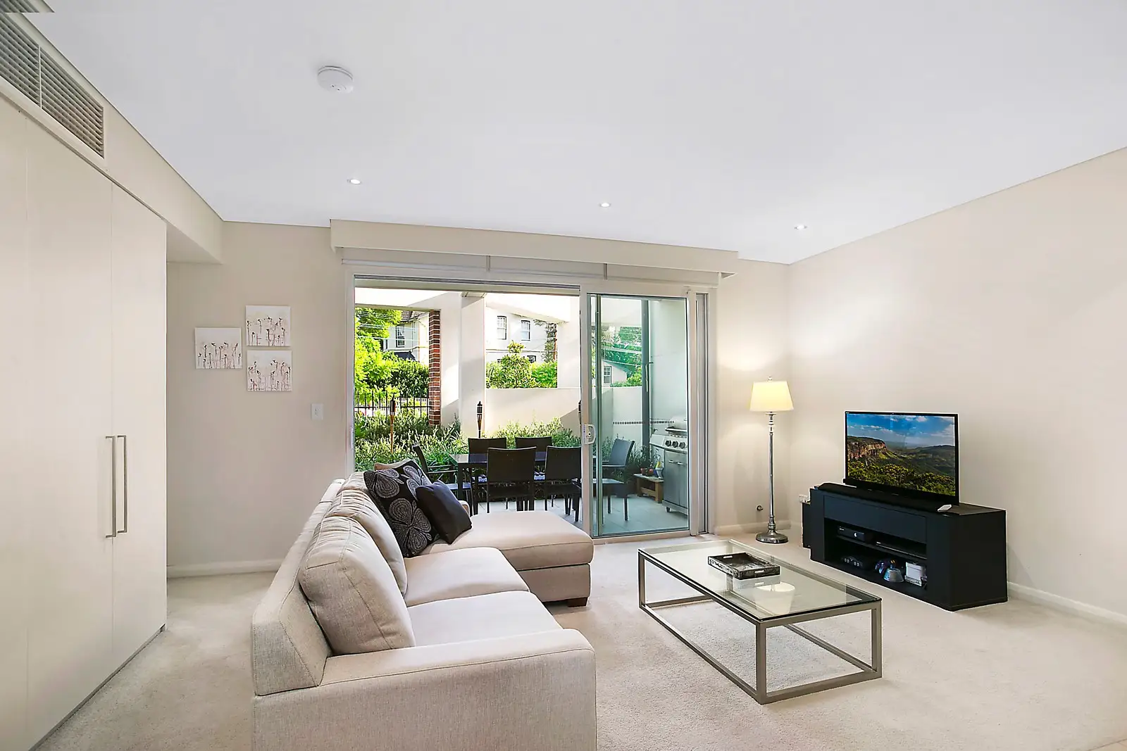 101/657 Pacific Highway, Killara Sold by Sydney Sotheby's International Realty - image 2