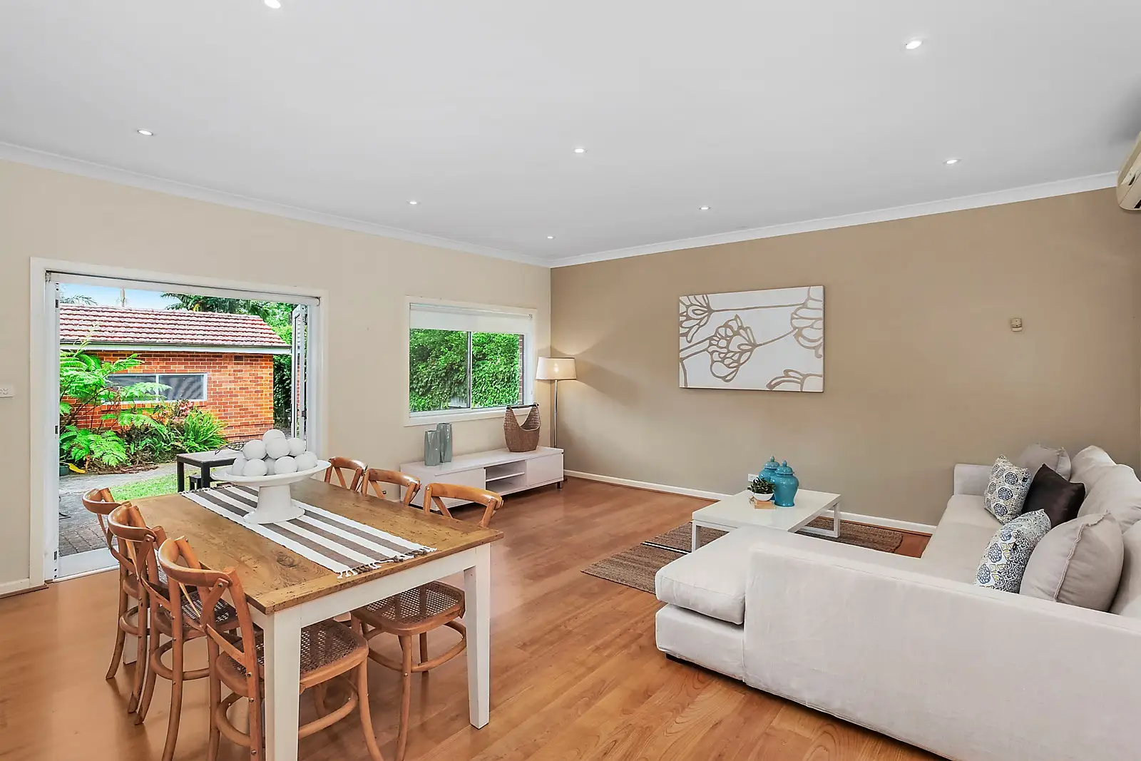 104A Livingstone Avenue, Pymble Sold by Sydney Sotheby's International Realty - image 2