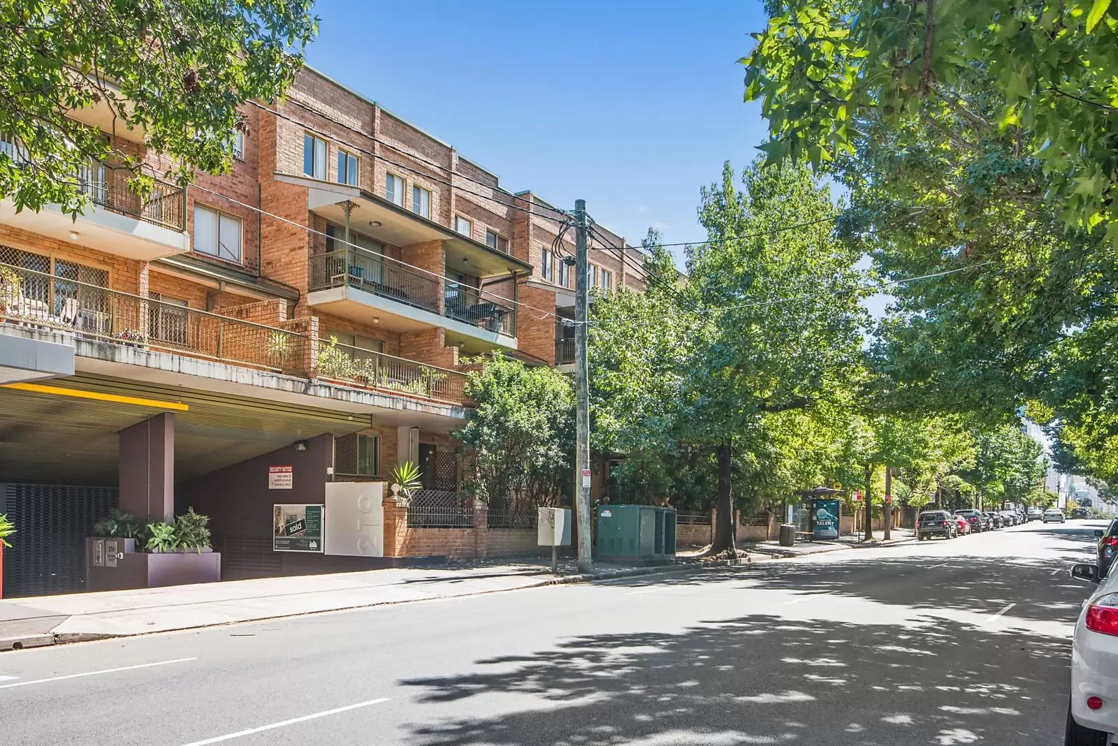 3/219 Chalmers Street, Redfern Sold by Sydney Sotheby's International Realty - image 8