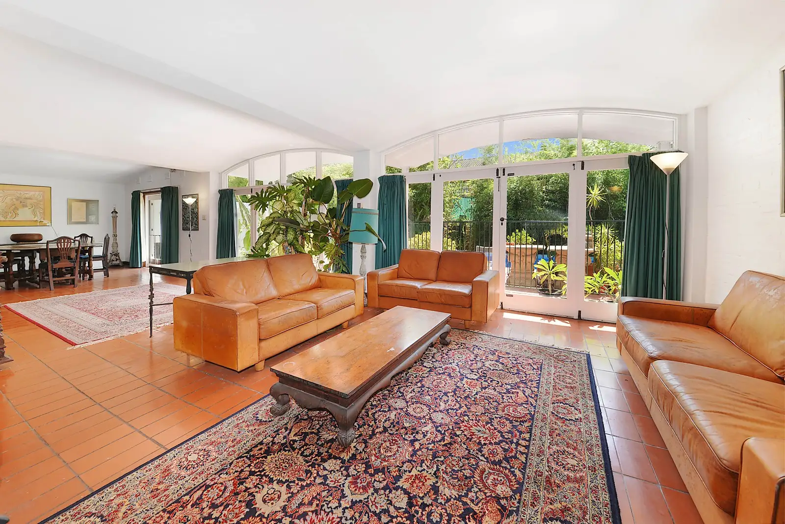 1/15 Holdsworth Street, Woollahra Leased by Sydney Sotheby's International Realty - image 2