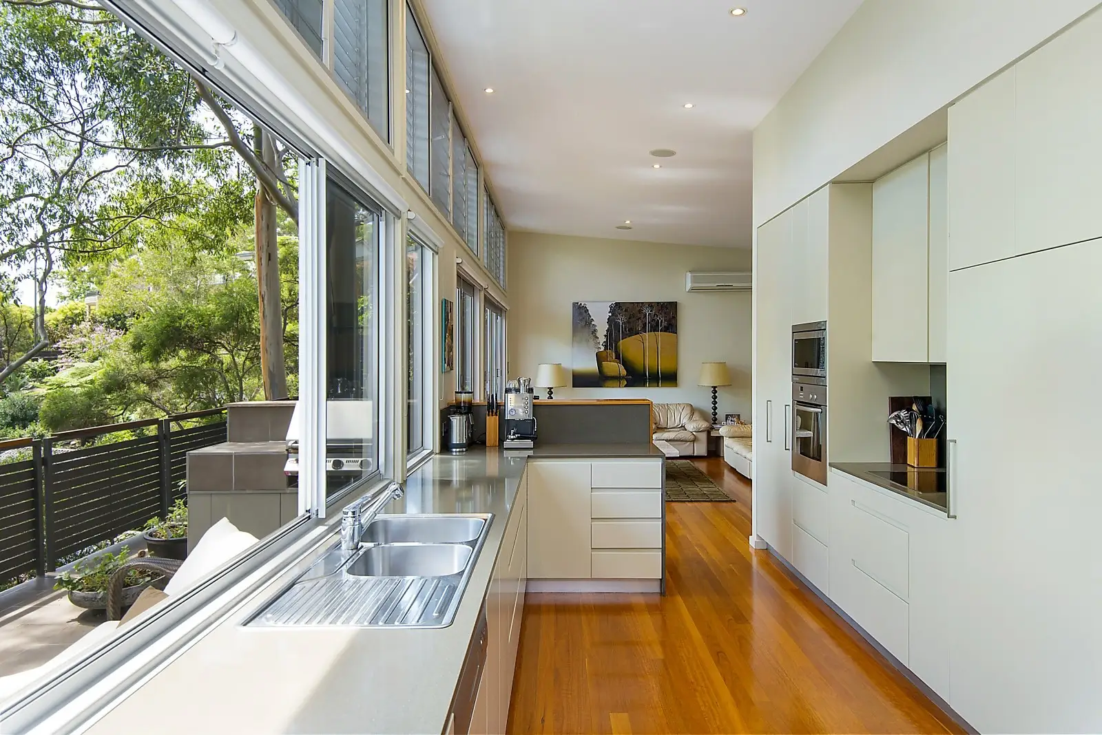 11 Windward Avenue, Mosman Sold by Sydney Sotheby's International Realty - image 3