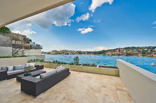 1/33 Sutherland Crescent, Darling Point Sold by Sydney Sotheby's International Realty