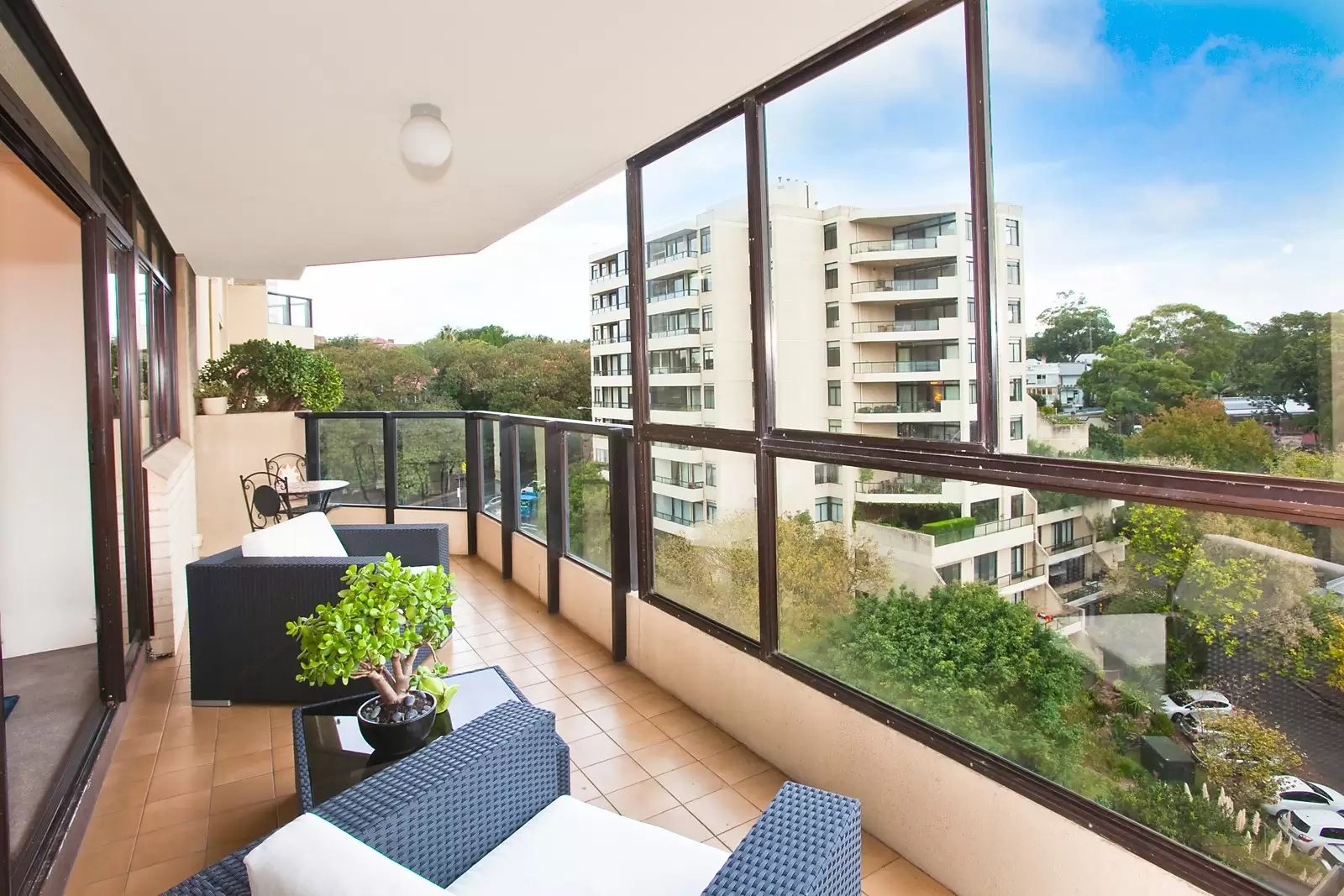 Edgecliff Sold by Sydney Sotheby's International Realty - image 1