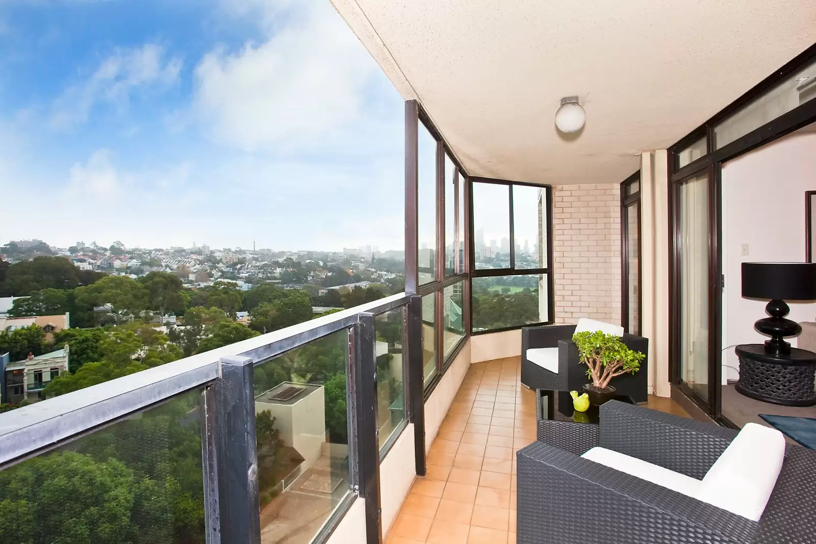 Edgecliff Sold by Sydney Sotheby's International Realty - image 4