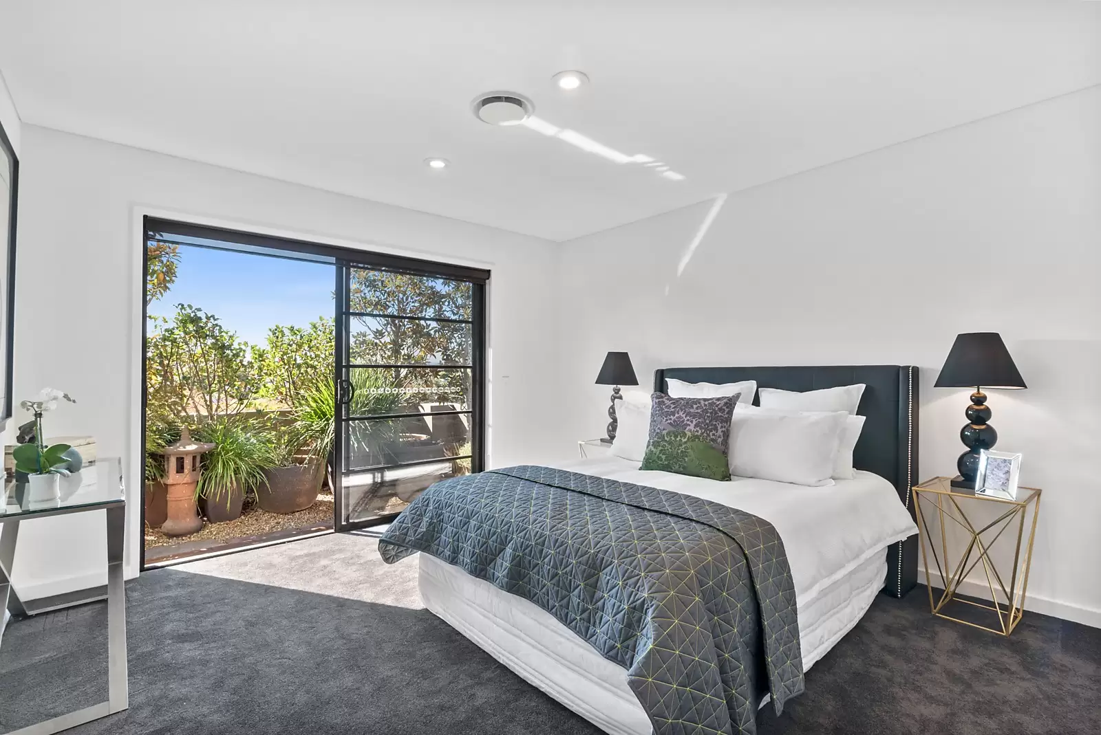 604/199 Regent Street, Redfern Sold by Sydney Sotheby's International Realty - image 6