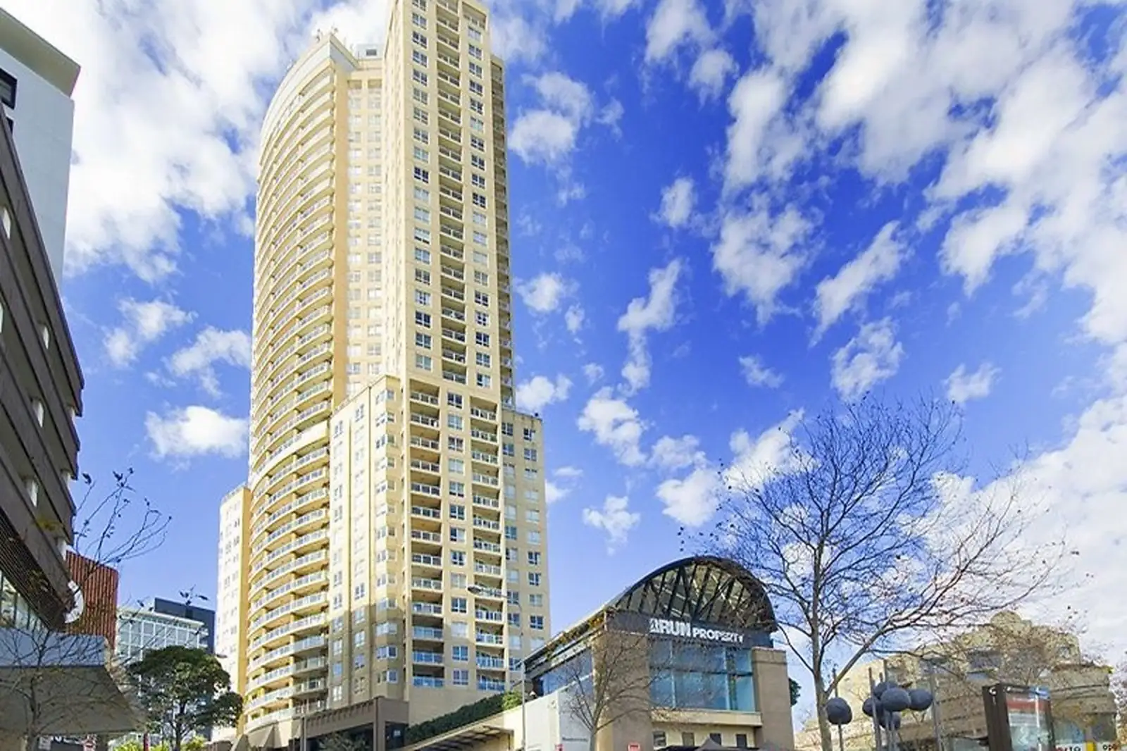 3606/1 Kings Cross Road, Darlinghurst Leased by Sydney Sotheby's International Realty - image 1