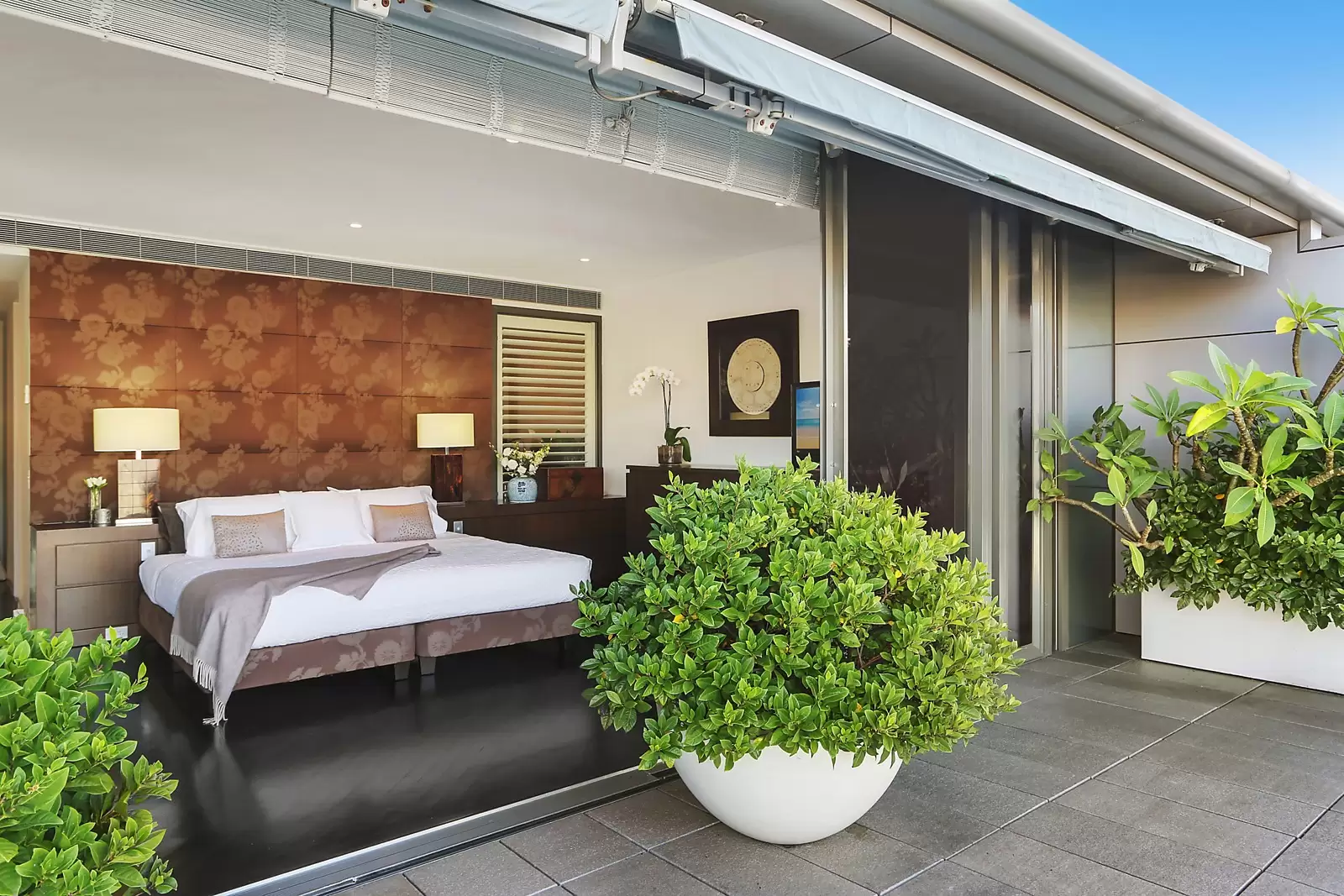 14 Wharf Crescent, The Penthouse, Pyrmont Sold by Sydney Sotheby's International Realty - image 11