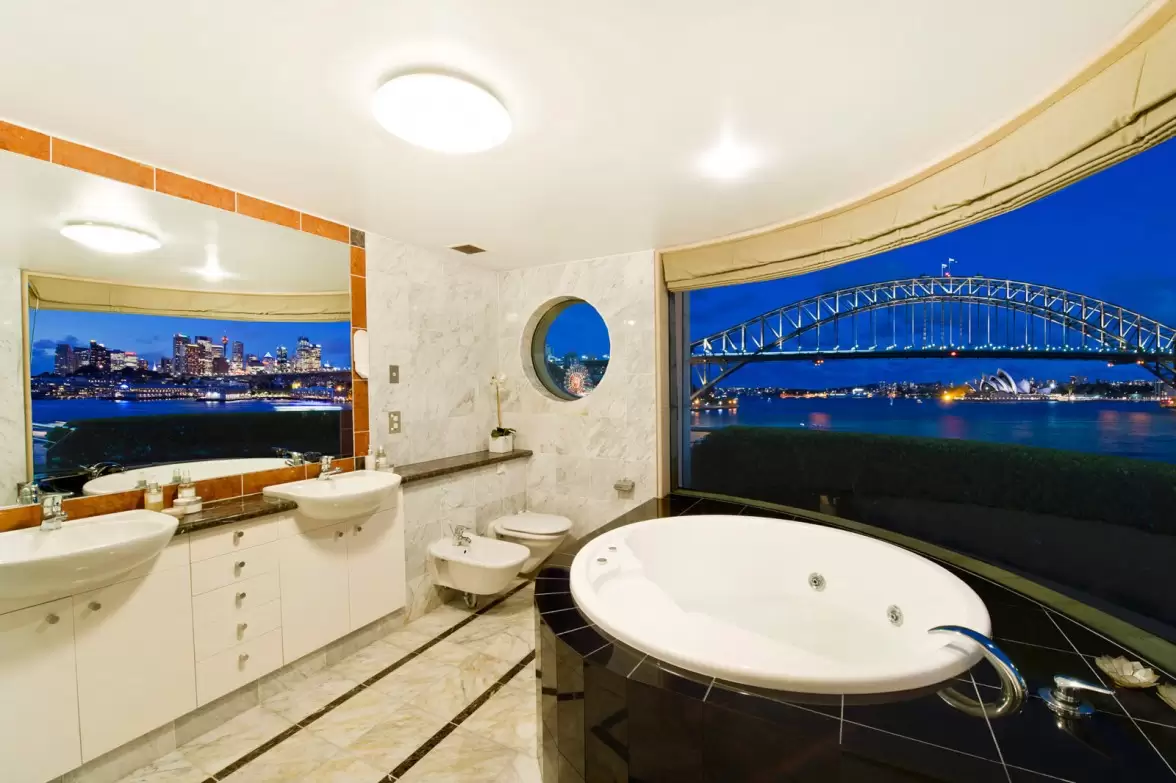 B/8 Henry Lawson Avenue, Mcmahons Point Sold by Sydney Sotheby's International Realty - image 9
