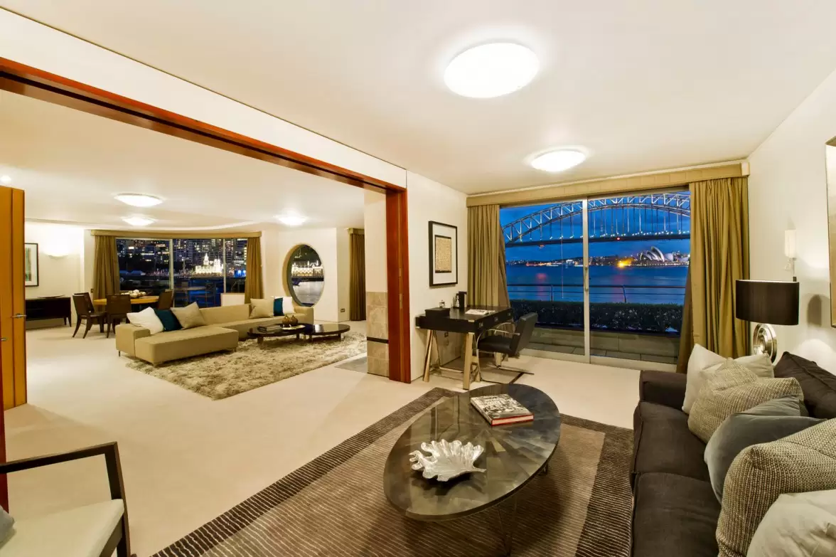 B/8 Henry Lawson Avenue, Mcmahons Point Sold by Sydney Sotheby's International Realty - image 6