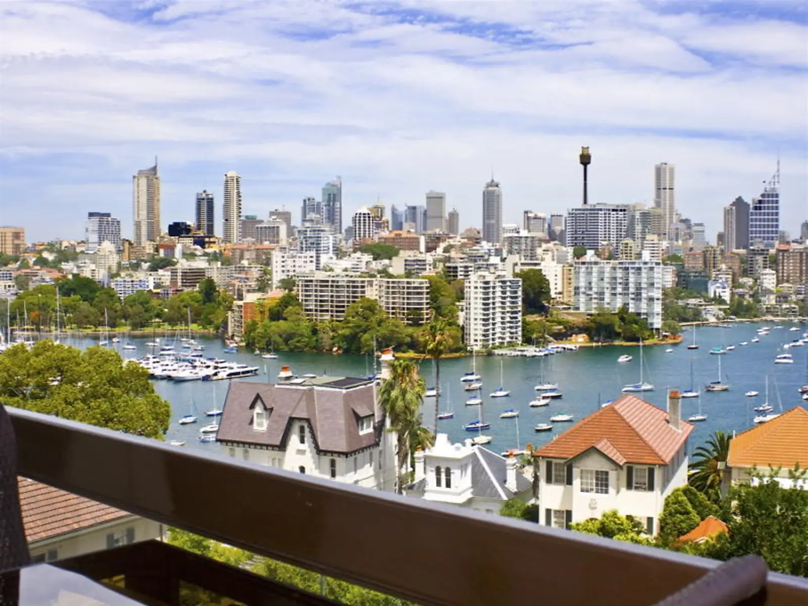 'Belgravia Gardens' 7/60 Darling Point Road, Darling Point Sold by Sydney Sotheby's International Realty - image 1
