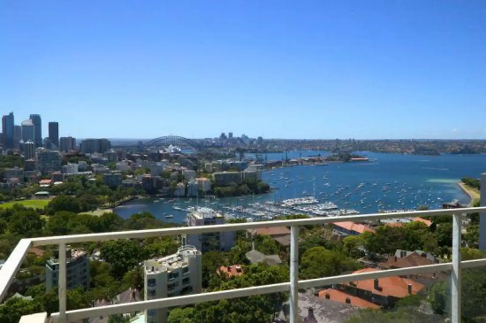 'Ranelagh' 20A/3 Darling Point Road, Darling Point Sold by Sydney Sotheby's International Realty - image 2