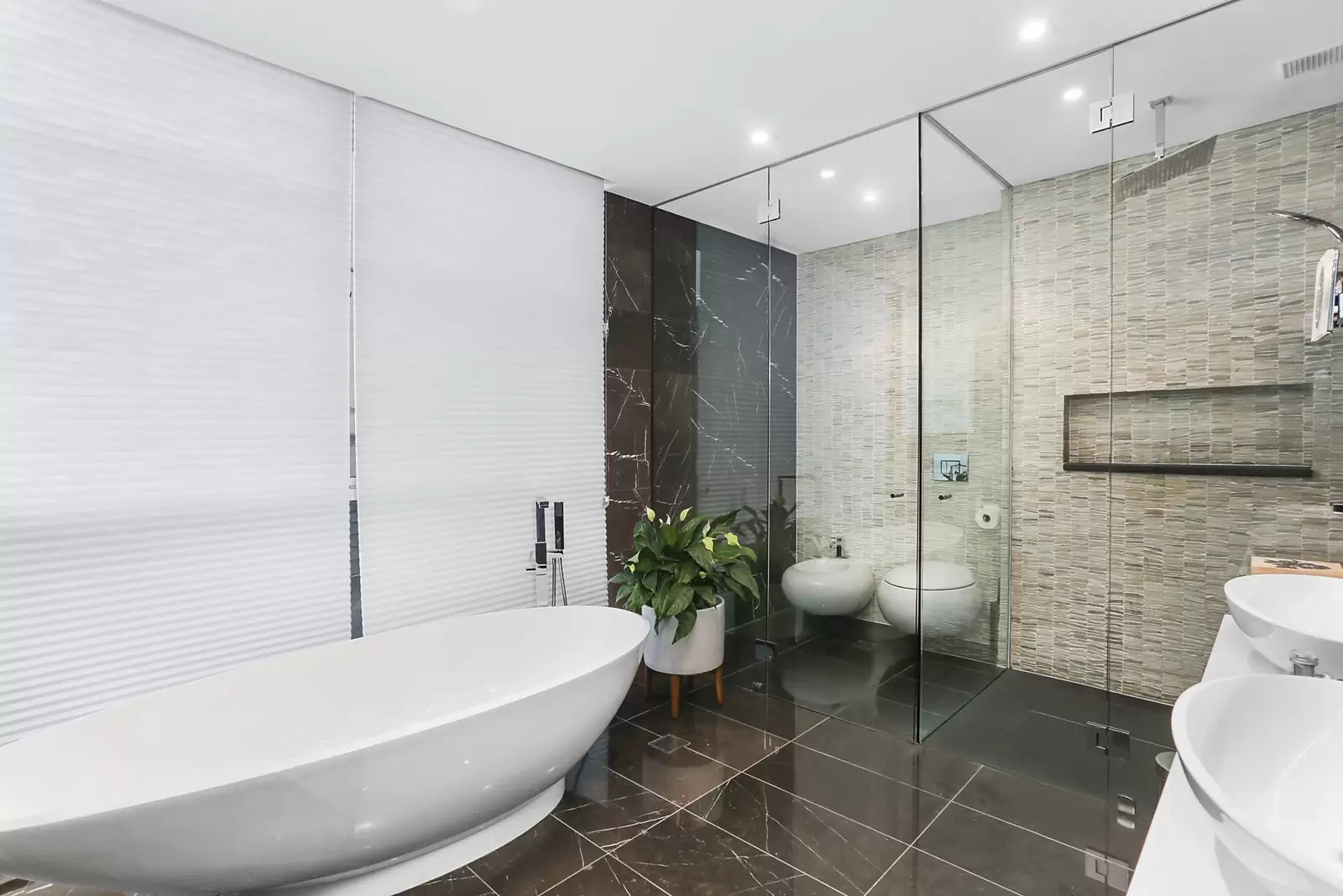 14 Village Lower Road, Vaucluse Sold by Sydney Sotheby's International Realty - image 11