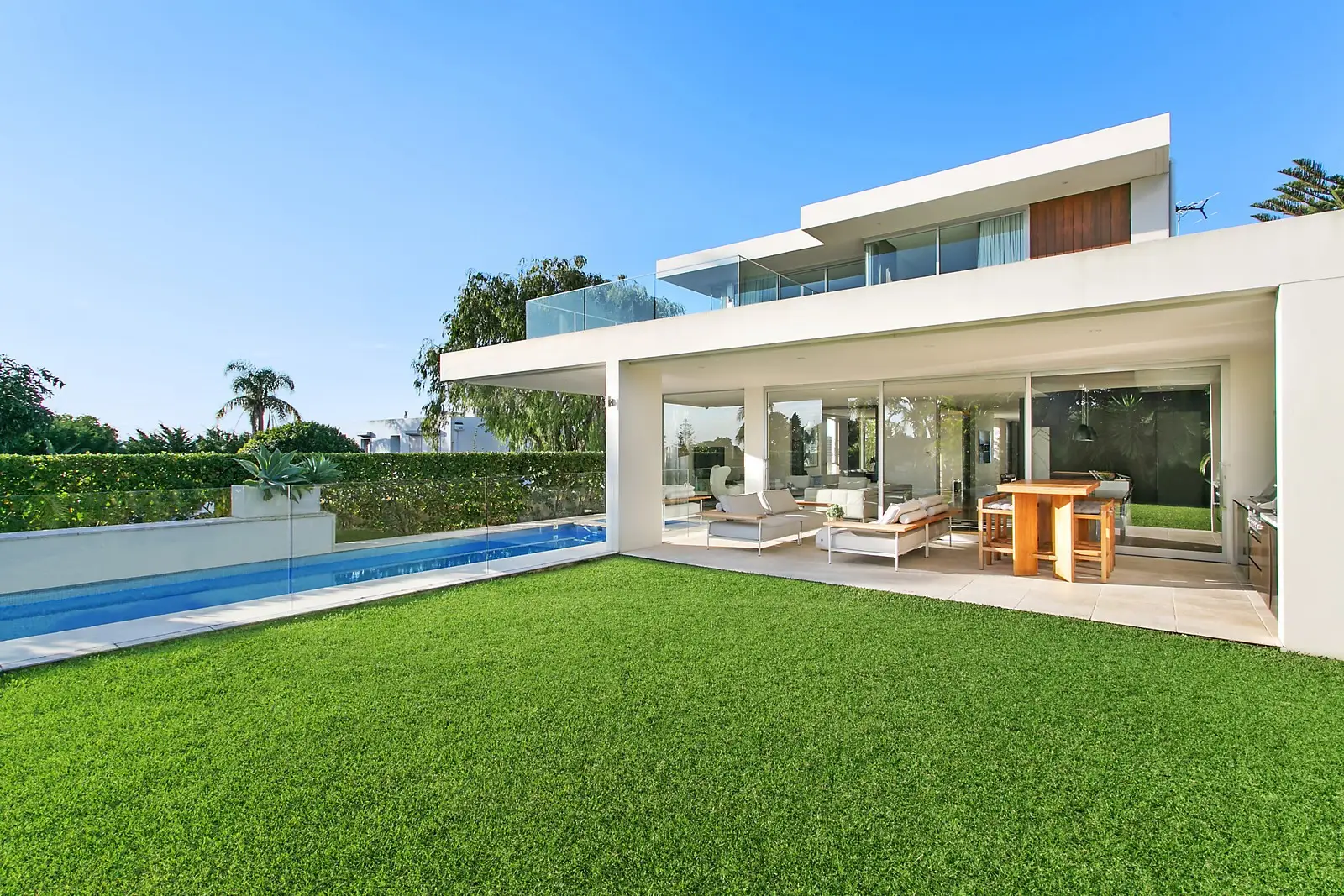 14 Village Lower Road, Vaucluse Sold by Sydney Sotheby's International Realty - image 3