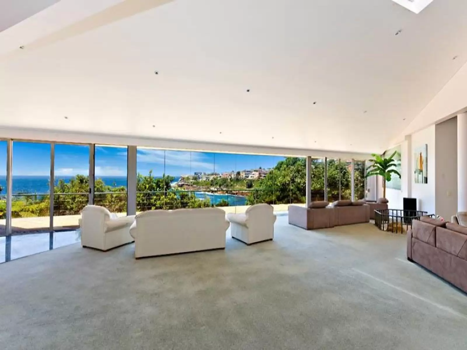 South Coogee Sold by Sydney Sotheby's International Realty - image 5