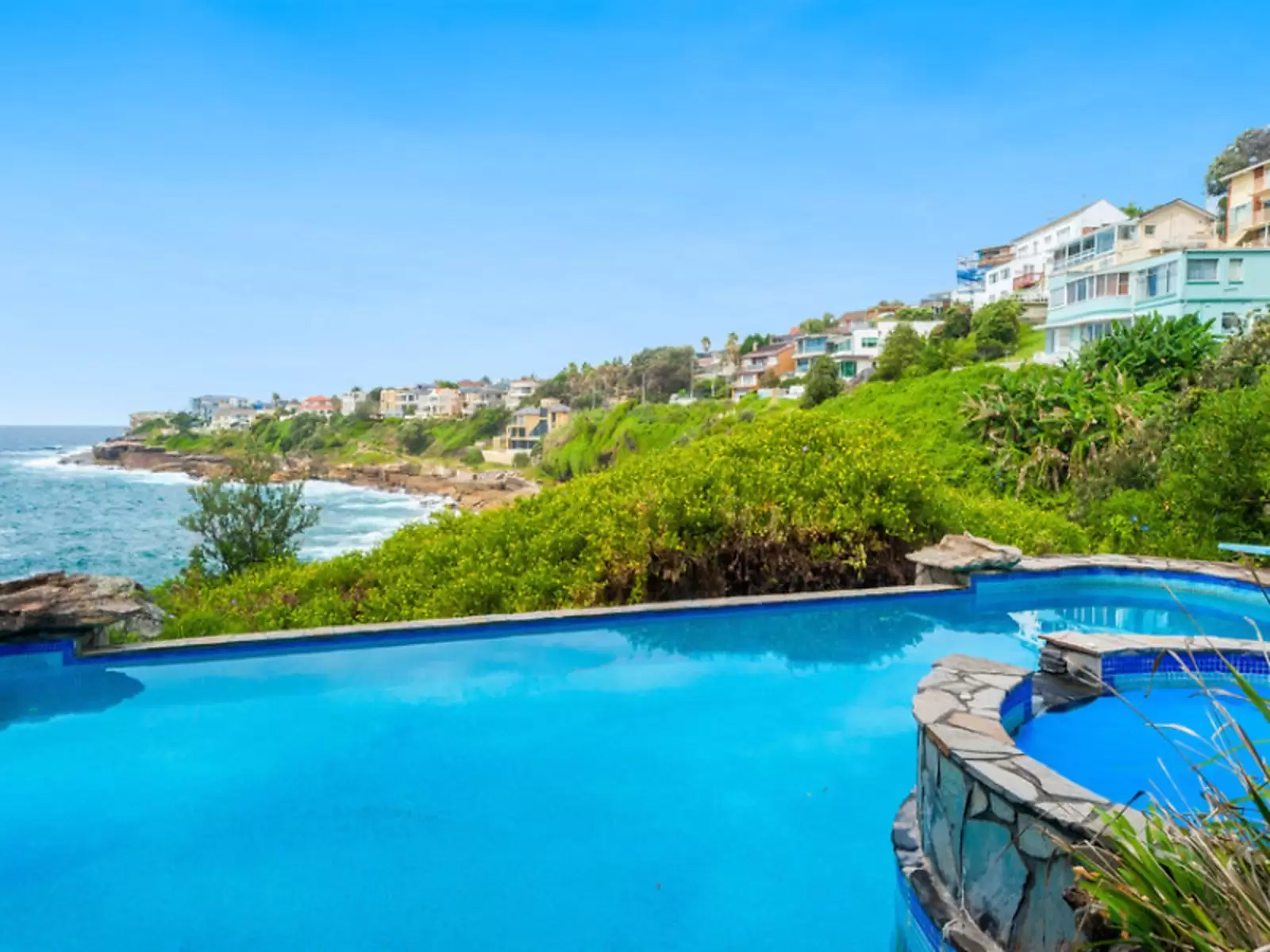 South Coogee Sold by Sydney Sotheby's International Realty - image 8